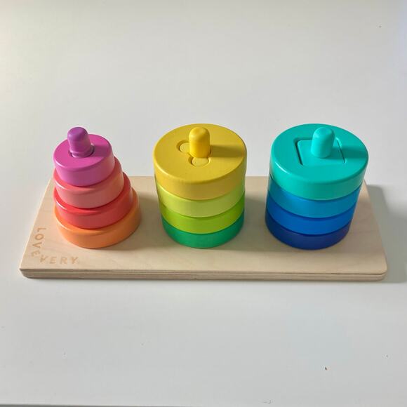 Lovevery Twist and Pivot Pattern Puzzle - Picture 1 of 2